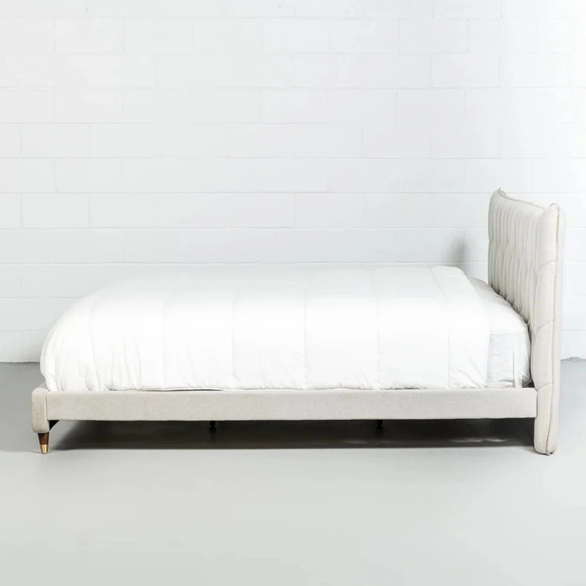 Upholstered Bed/浅灰色系软垫床 full size