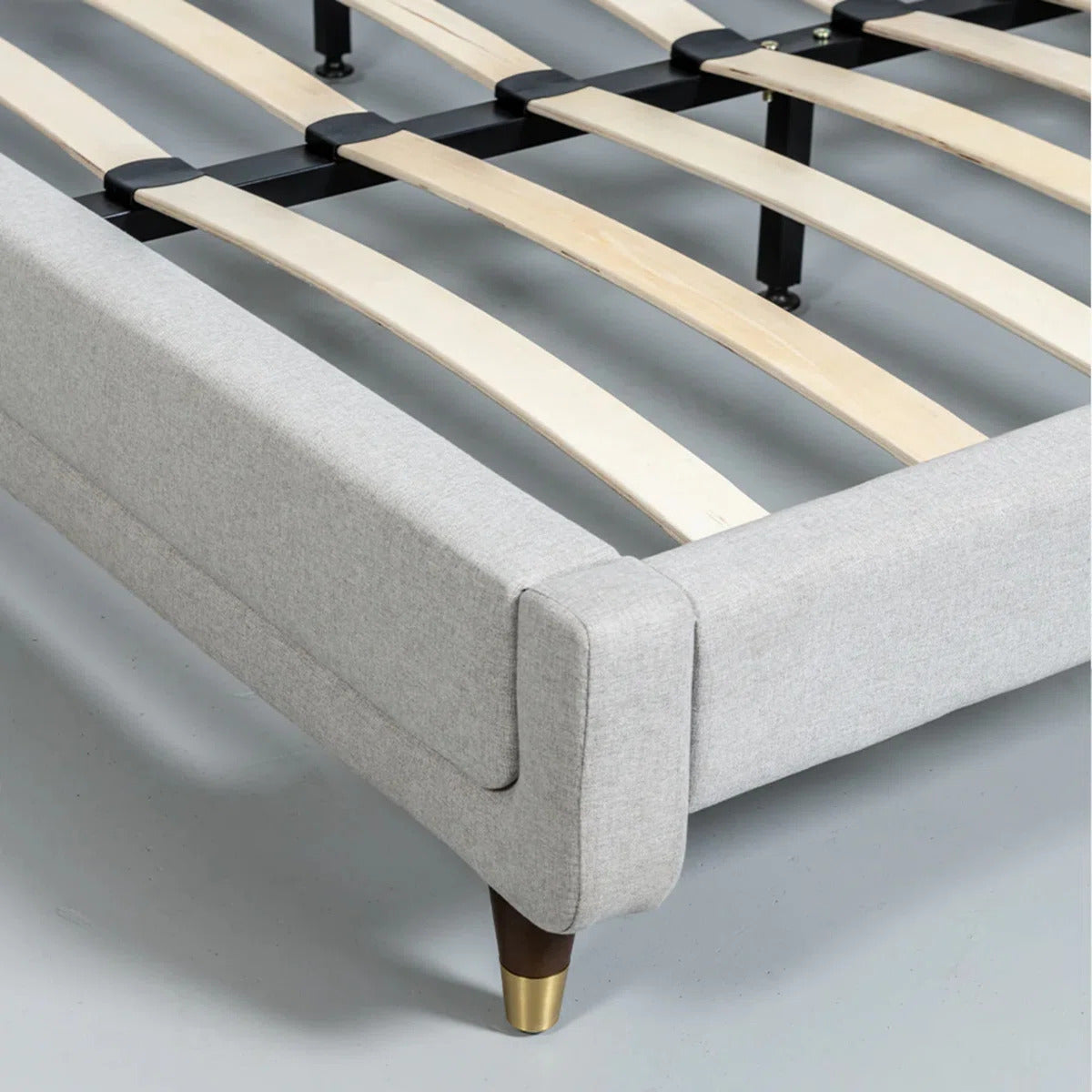 Upholstered Bed/浅灰色系软垫床 full size