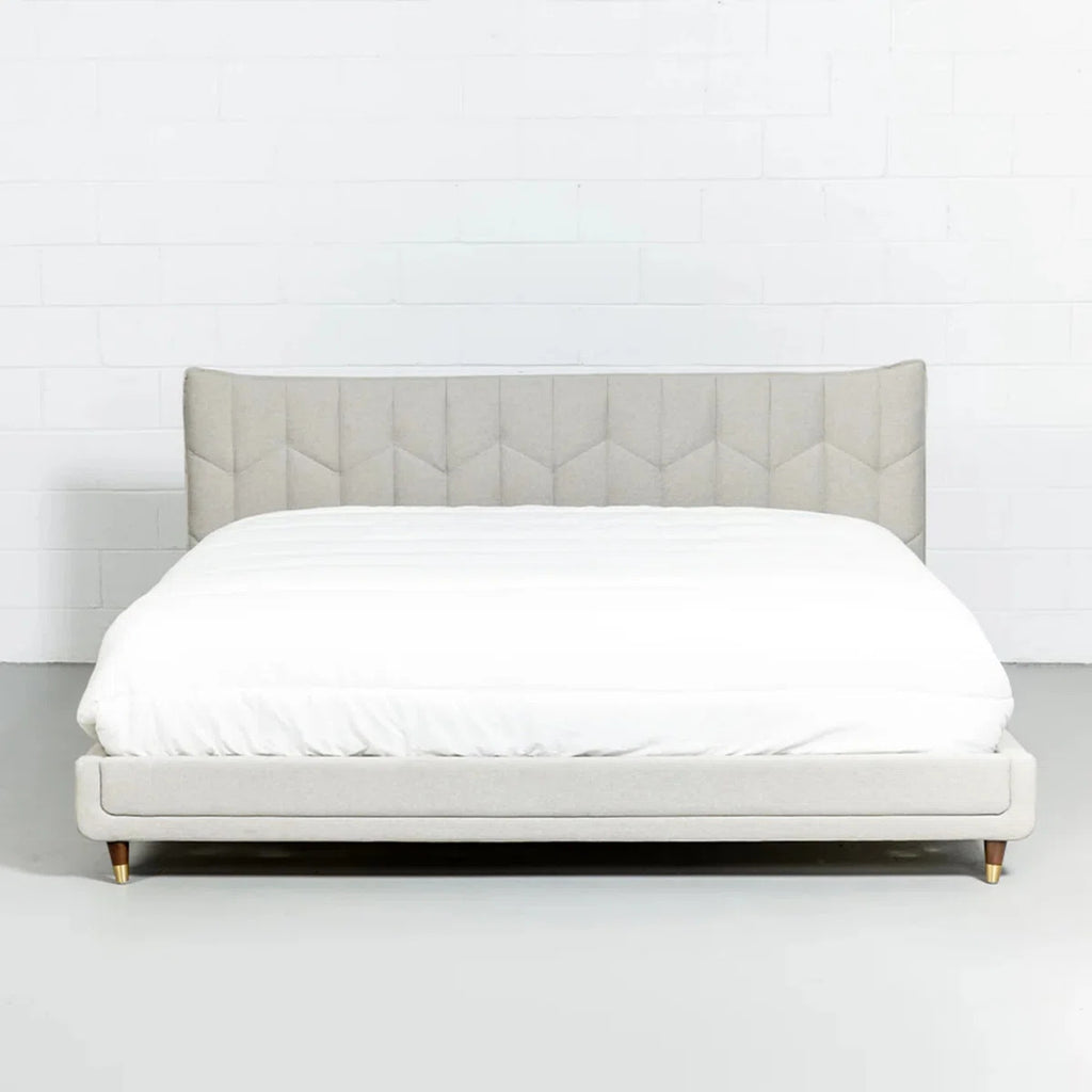 Upholstered Bed/浅灰色系软垫床 full size