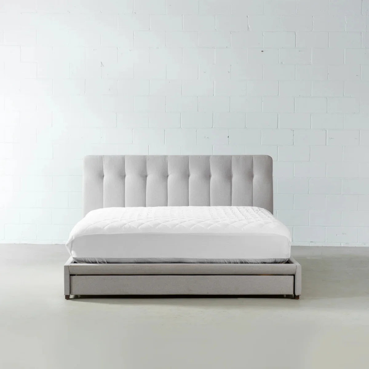 Upholstered Drawer Storage Bed/软垫抽屉储物床